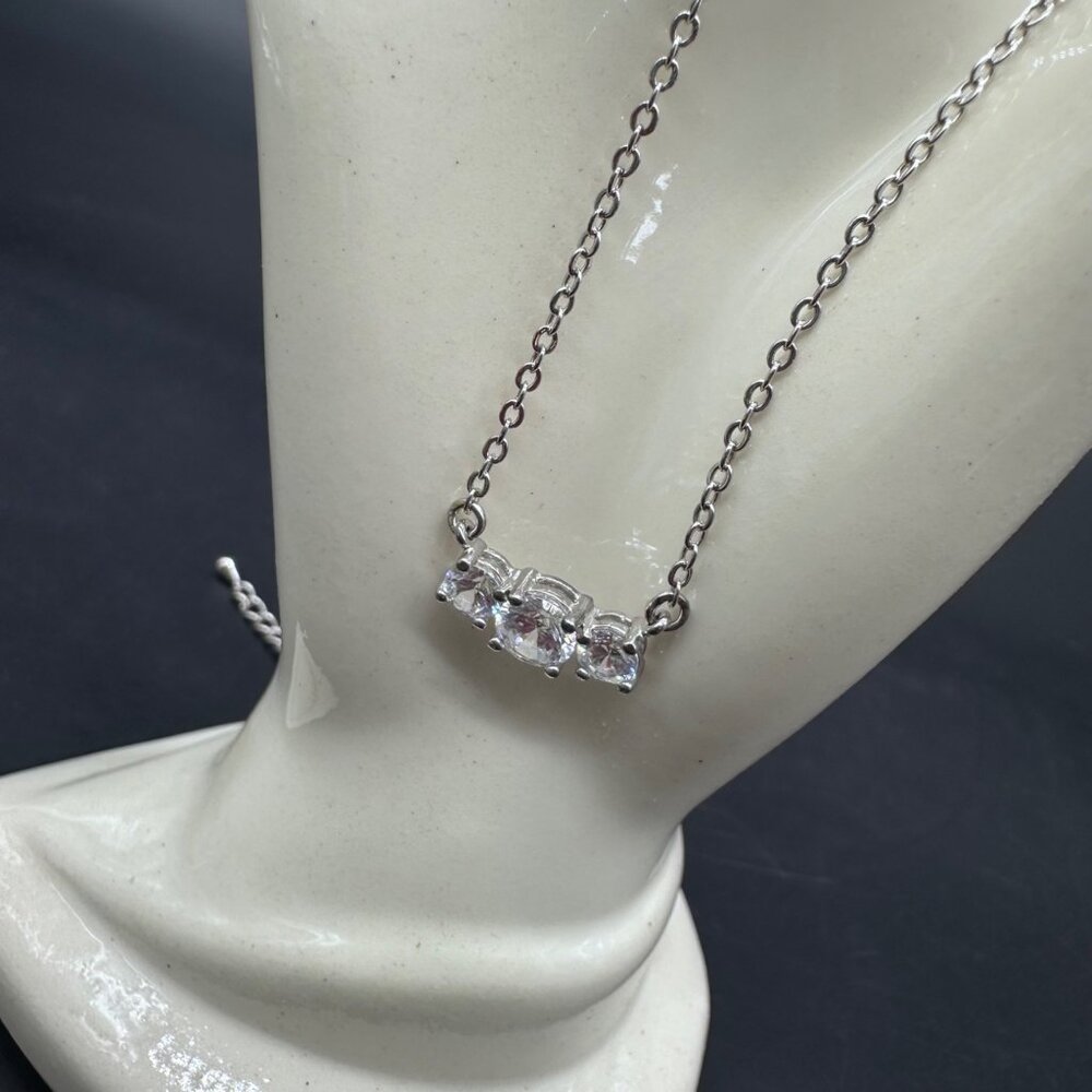 Vintage Necklace Avon RJ Graziano 1970s 3 Rhinestones Silver Tone Adjustable